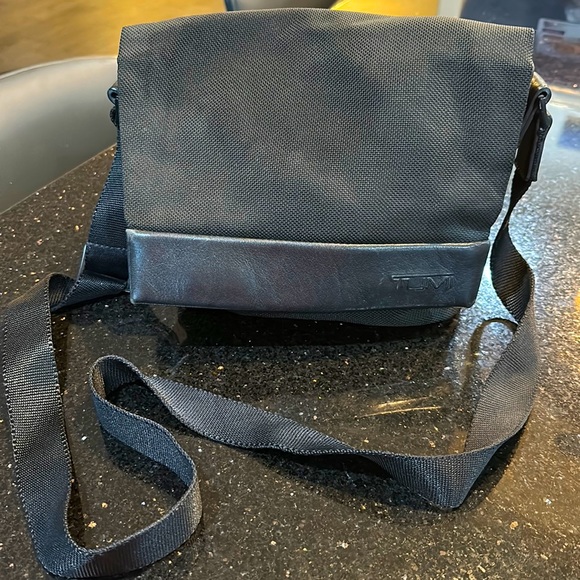 Tumi Bags Tumi Classic Black Crossbody Purse Poshmark